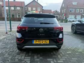 Volkswagen T-Roc (2022) thumbnail 6