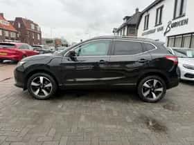 Nissan Qashqai (2017) thumbnail 4