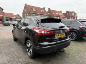 Nissan Qashqai (2017) thumbnail 5