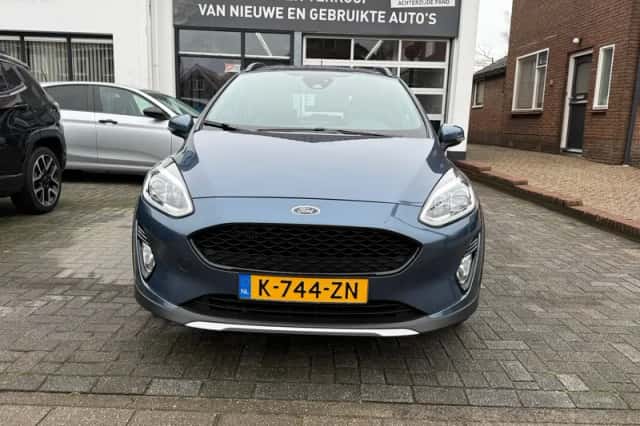 Ford Fiesta (2021) thumbnail 2