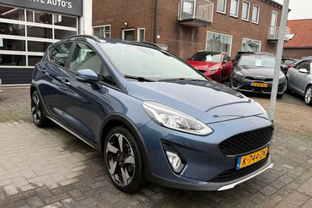 Ford Fiesta (2021) thumbnail 3