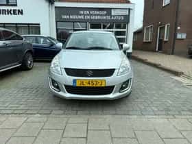 Suzuki Swift (2016) thumbnail 3