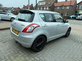 Suzuki Swift (2016) thumbnail 8