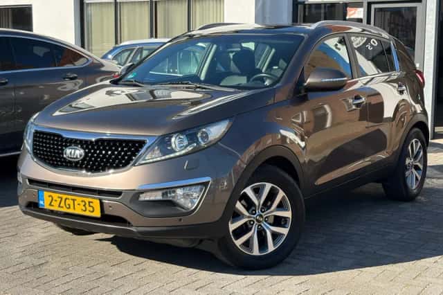 Kia Sportage (2015) thumbnail 1