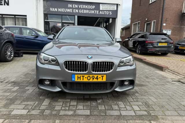 BMW 5-Serie (2016) thumbnail 2