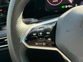 Volkswagen Golf (2022) thumbnail 15