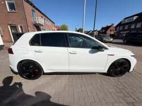 Volkswagen Golf (2022) thumbnail 6