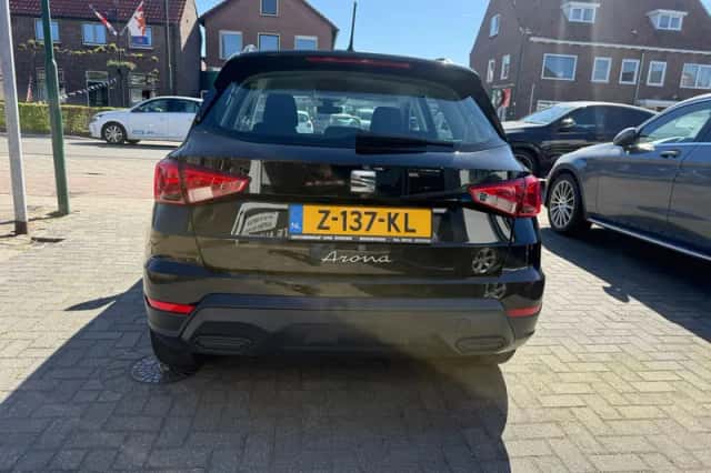 SEAT Arona (2024) thumbnail 6
