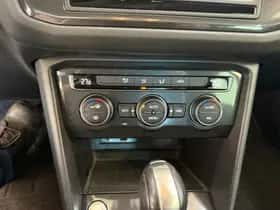 Volkswagen Tiguan (2017) thumbnail 14