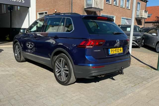 Volkswagen Tiguan (2017) thumbnail 5