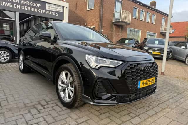 Audi Q3 (2020) thumbnail 3