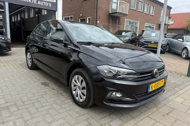 Volkswagen Polo (2021) thumbnail 3