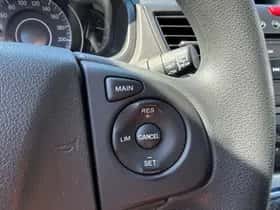 Honda CR-V (2015) thumbnail 14