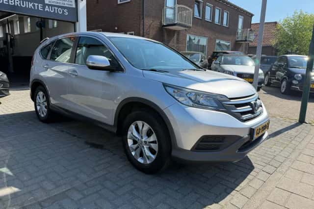 Honda CR-V (2015) thumbnail 3