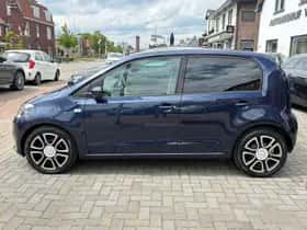 Volkswagen Up! (2013) thumbnail 2