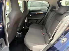 Volkswagen Up! (2013) thumbnail 11