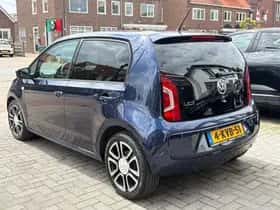 Volkswagen Up! (2013) thumbnail 3