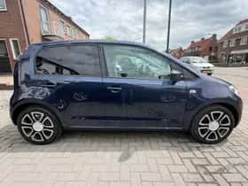 Volkswagen Up! (2013) thumbnail 6