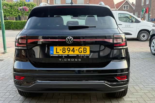Volkswagen T-Cross (2021) thumbnail 6