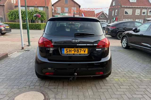 Kia Venga (2018) thumbnail 6