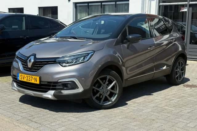 Renault Captur (2018) thumbnail 1