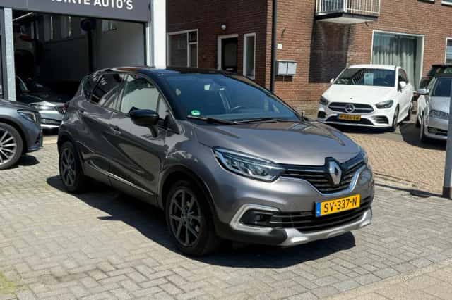 Renault Captur (2018) thumbnail 3