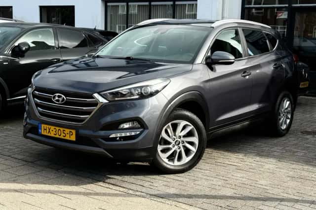 Hyundai Tucson (2016) thumbnail 1