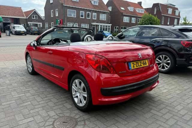 Peugeot 207 (2007) thumbnail 5