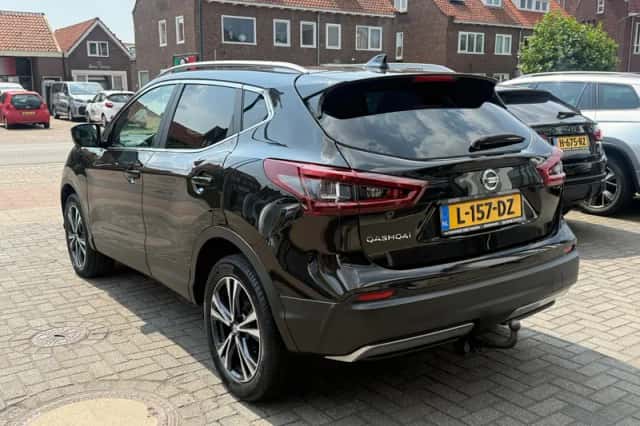 Nissan Qashqai (2021) thumbnail 5
