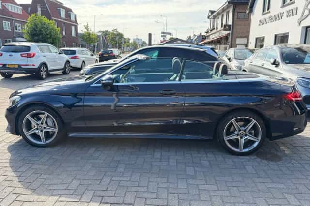 Mercedes-Benz C-Klasse (2017) thumbnail 2