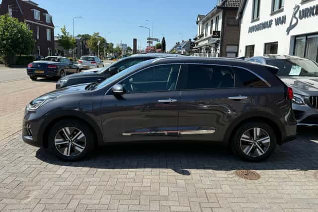 Kia Niro (2020) thumbnail 4
