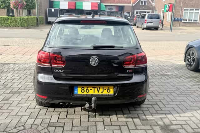 Volkswagen Golf (2012) thumbnail 6