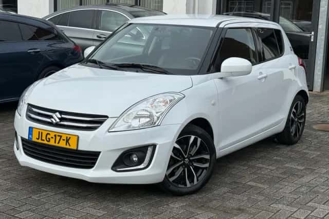Suzuki Swift (2017) thumbnail 1