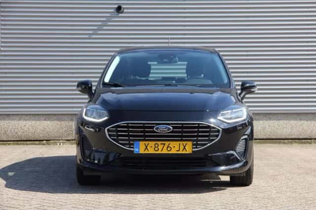 Ford Fiesta (2023) thumbnail 2
