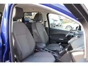 Ford C-Max (2017) thumbnail 28