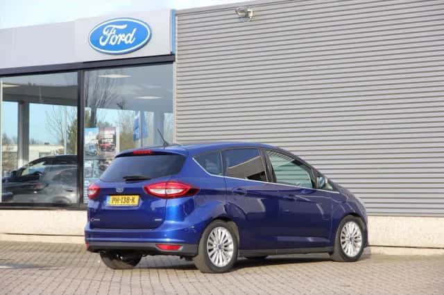 Ford C-Max (2017) thumbnail 4
