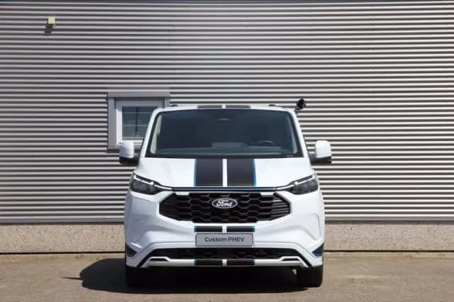 Ford Transit (2026) thumbnail 3