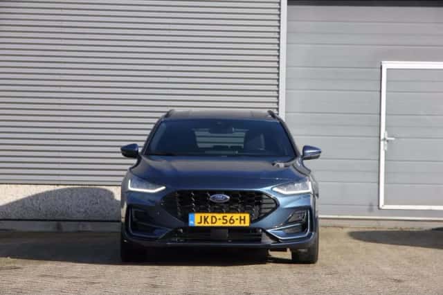 Ford Focus (2025) thumbnail 2