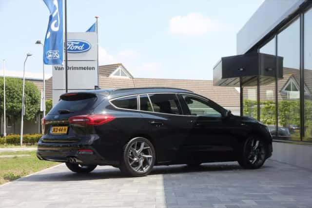 Ford Focus (2025) thumbnail 4