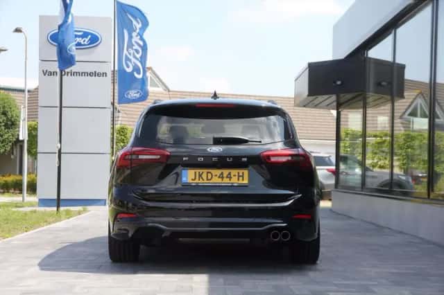Ford Focus (2025) thumbnail 5