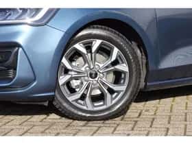 Ford Focus (2025) thumbnail 8