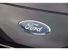 Ford Kuga (2021) thumbnail 12