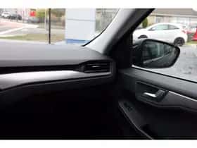 Ford Kuga (2021) thumbnail 16