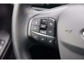 Ford Kuga (2021) thumbnail 25