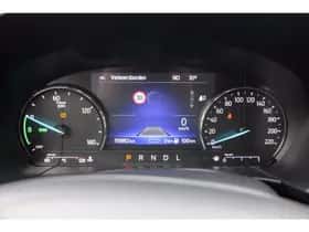 Ford Kuga (2021) thumbnail 31