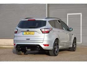 Ford Kuga (2018) thumbnail 4