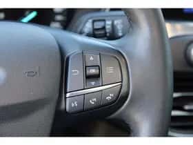 Ford Focus (2018) thumbnail 24