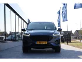 Ford Kuga (2024) thumbnail 2