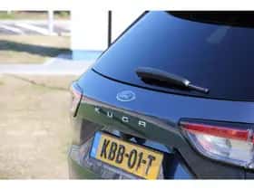 Ford Kuga (2024) thumbnail 9