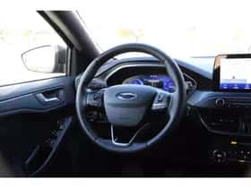 Ford Focus (2021) thumbnail 14